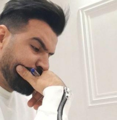 دانلود اهنگ میشینم تو جمع رفیقام