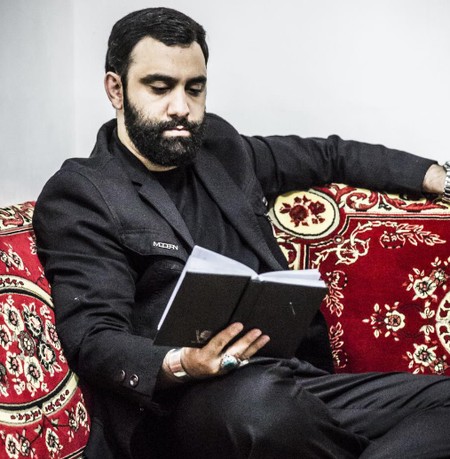 دانلود مداحی گریه میکنم برات گریه زیاد کی میگه گریه به مردا نمیاد
