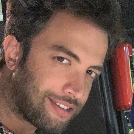 دانلود آهنگ آره خوب بلدم که قدم بزنم