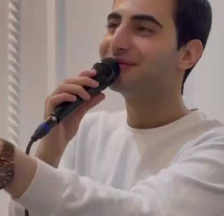دانلود آهنگ همه میگن سنگی سنگ من میگم رومی روم