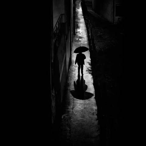 دانلود آهنگ من وایسادم منو نمیشه کشت